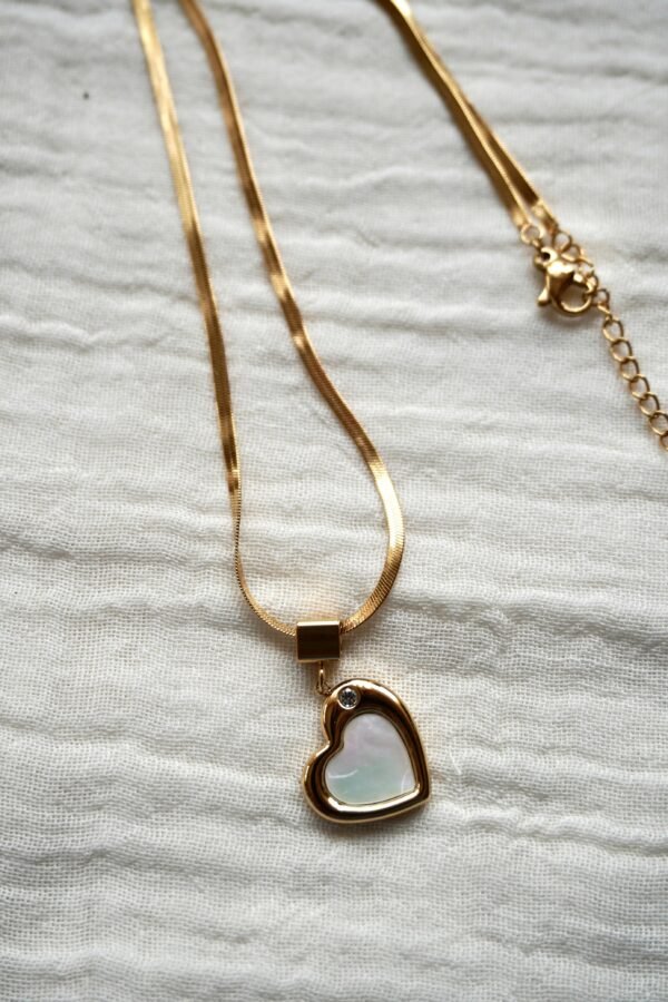 Shimmer Heart Chain