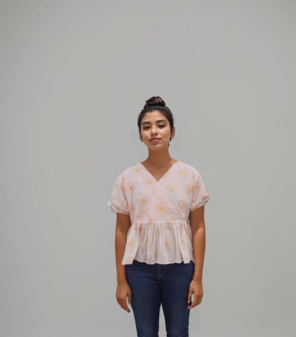 Laisy Daisy Peplum Top